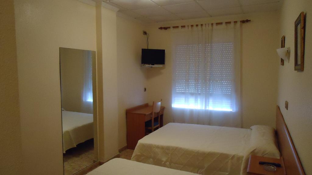 Pension Los Cisnes Puerto de Mazarron Room photo